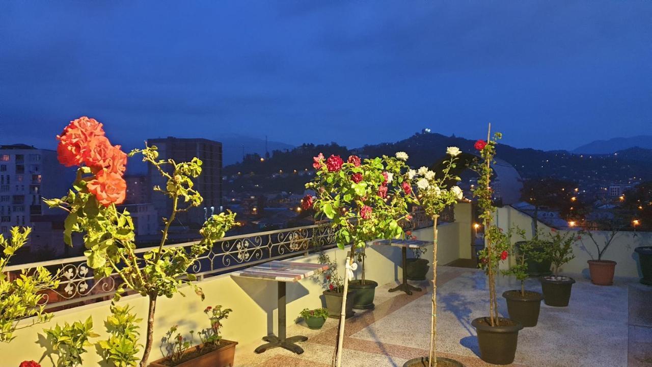 Marani Hotel Батуми Екстериор снимка