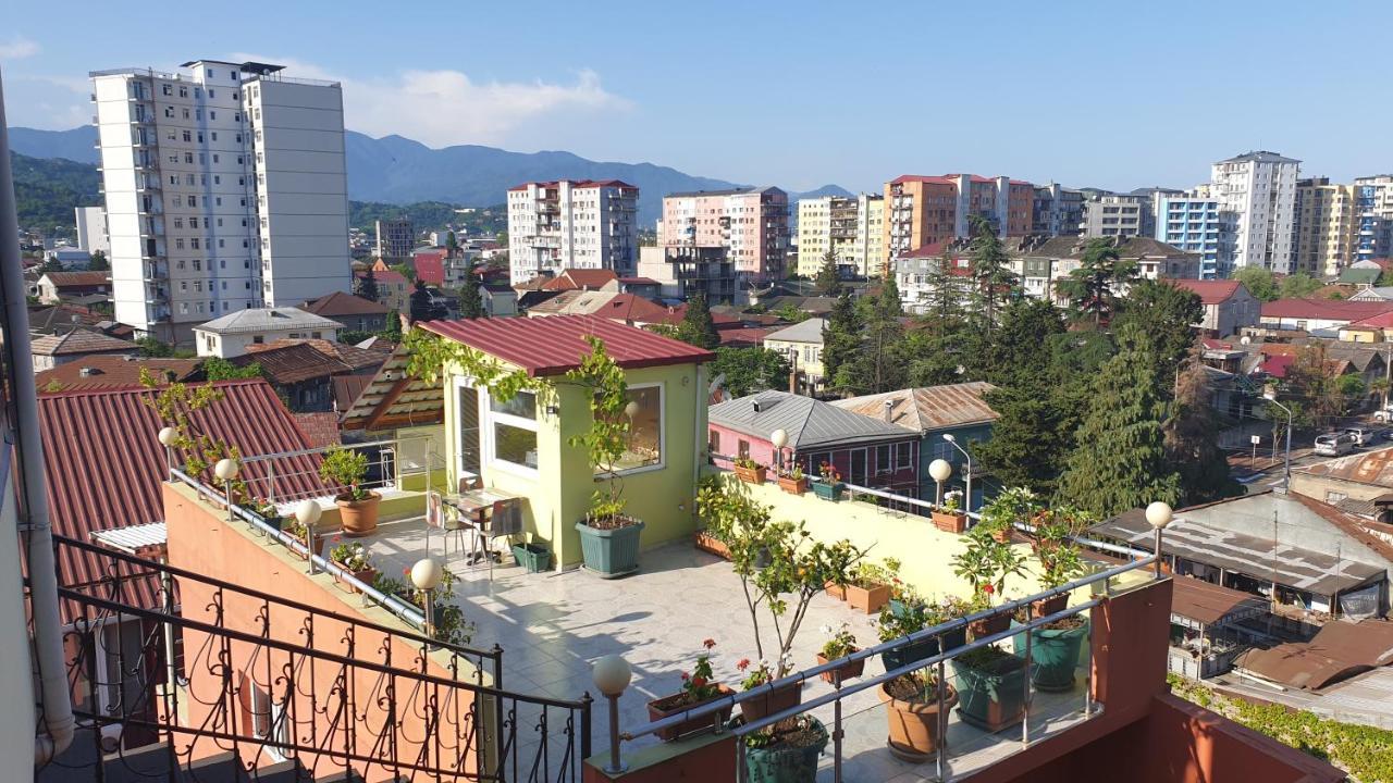 Marani Hotel Батуми Екстериор снимка