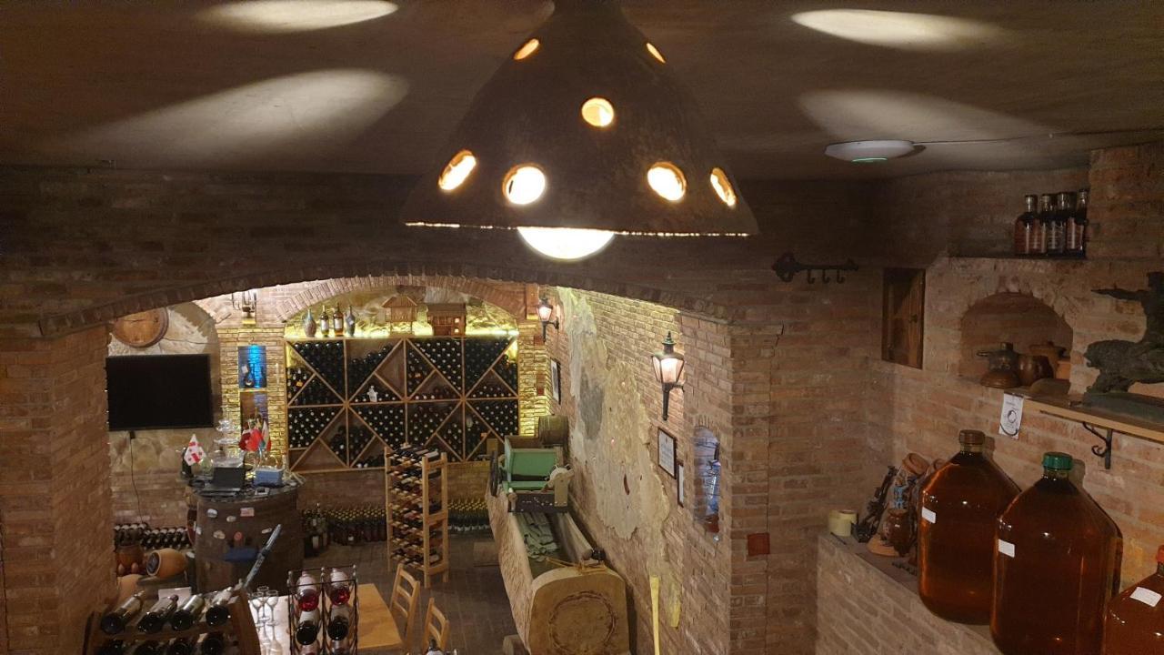 Marani Hotel Батуми Екстериор снимка