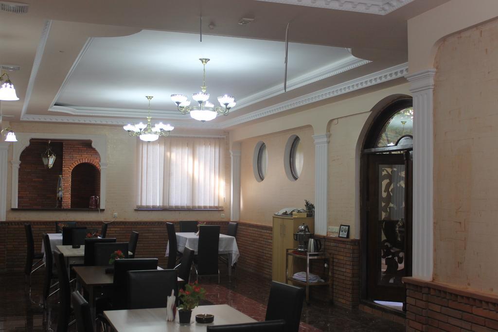 Marani Hotel Батуми Екстериор снимка