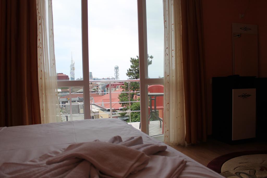 Marani Hotel Батуми Екстериор снимка