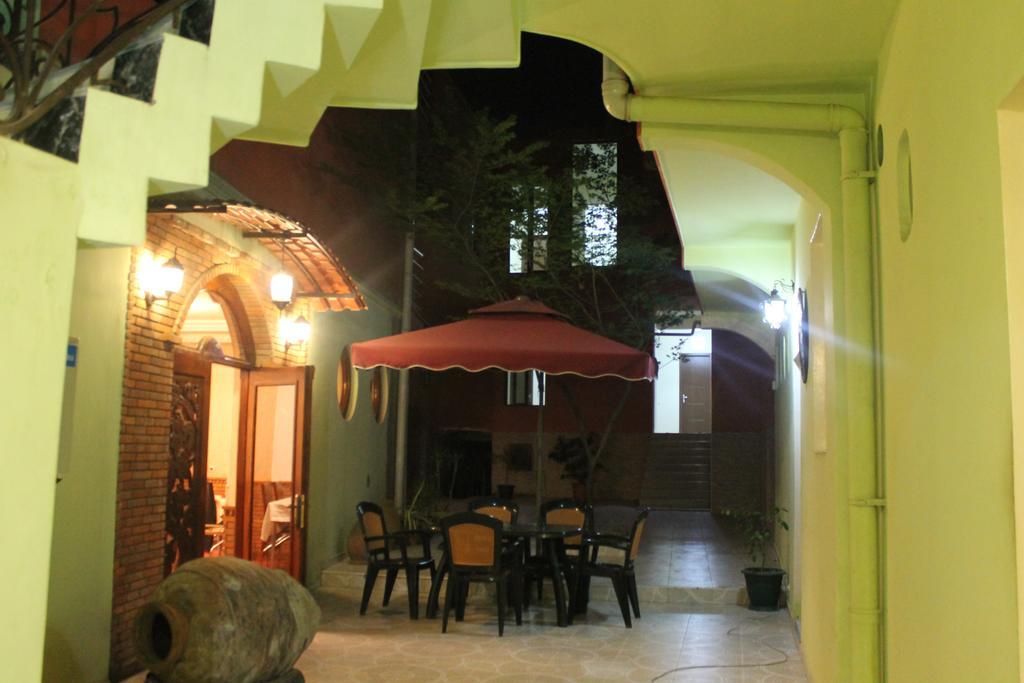 Marani Hotel Батуми Екстериор снимка