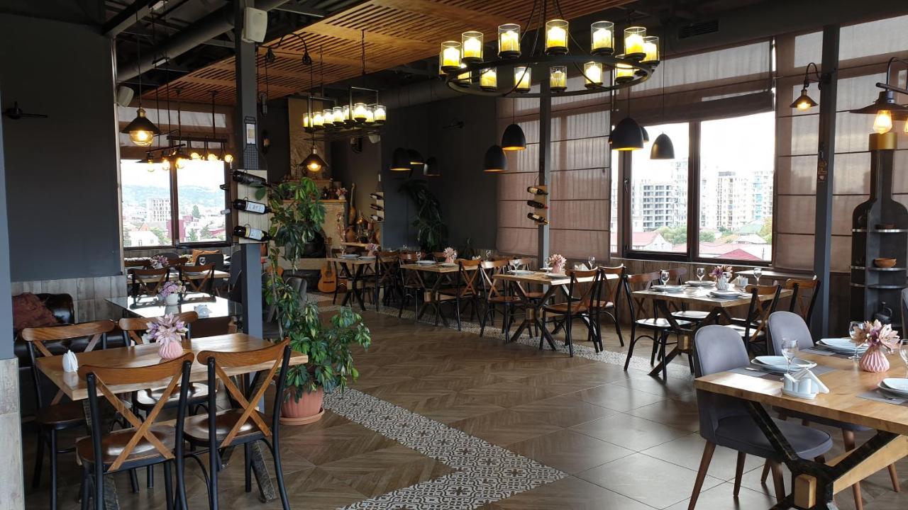 Marani Hotel Батуми Екстериор снимка