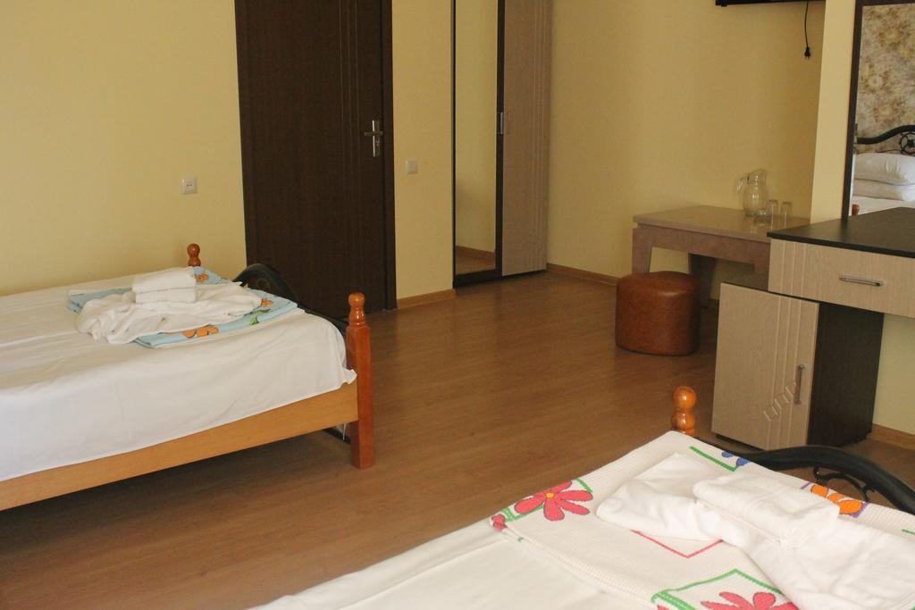 Marani Hotel Батуми Екстериор снимка