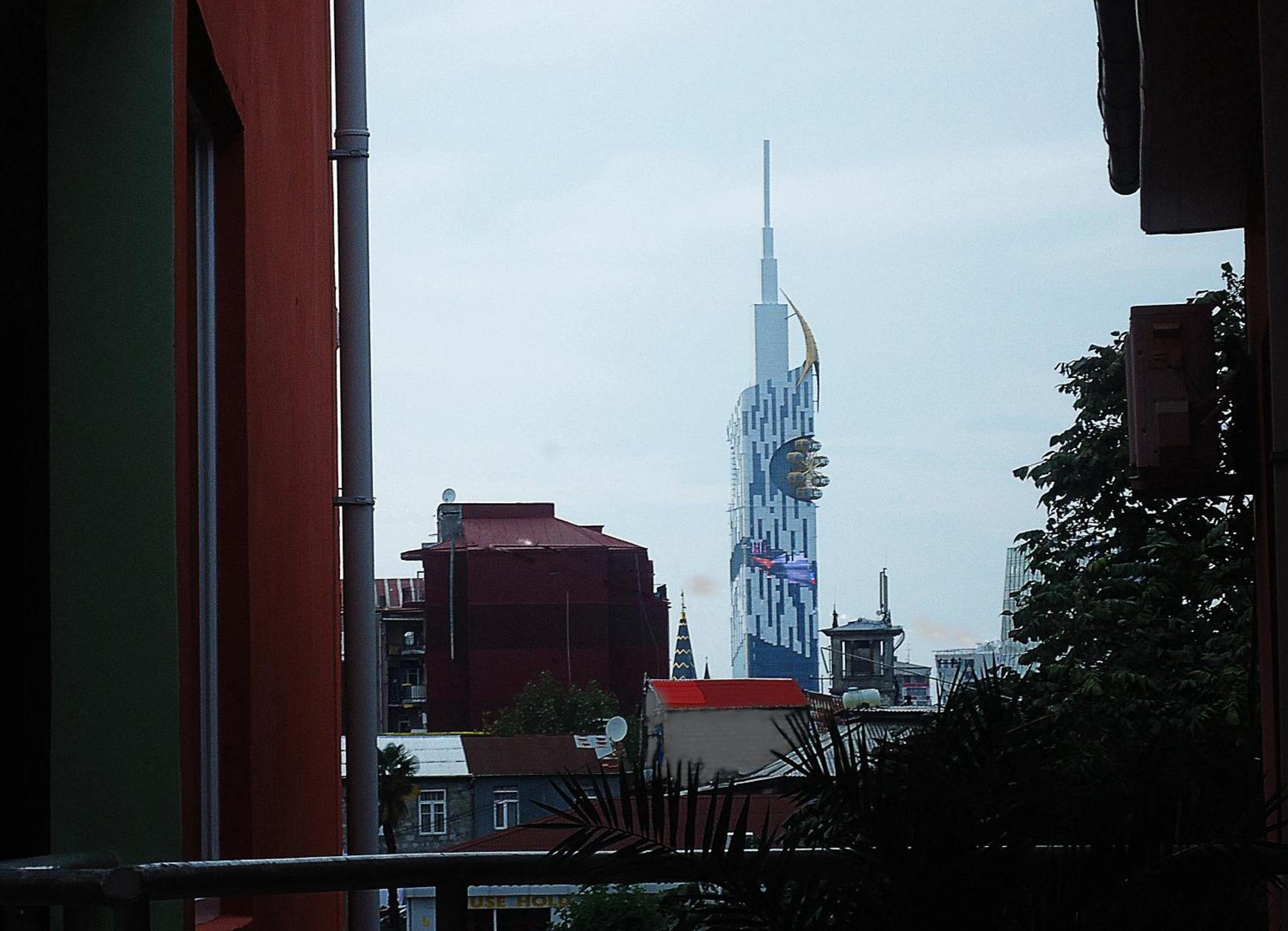 Marani Hotel Батуми Екстериор снимка