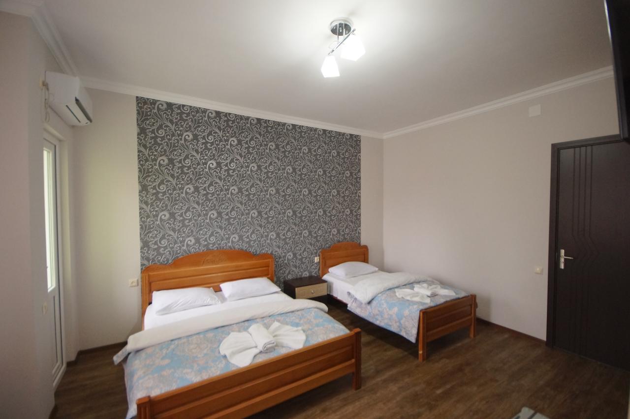 Marani Hotel Батуми Екстериор снимка